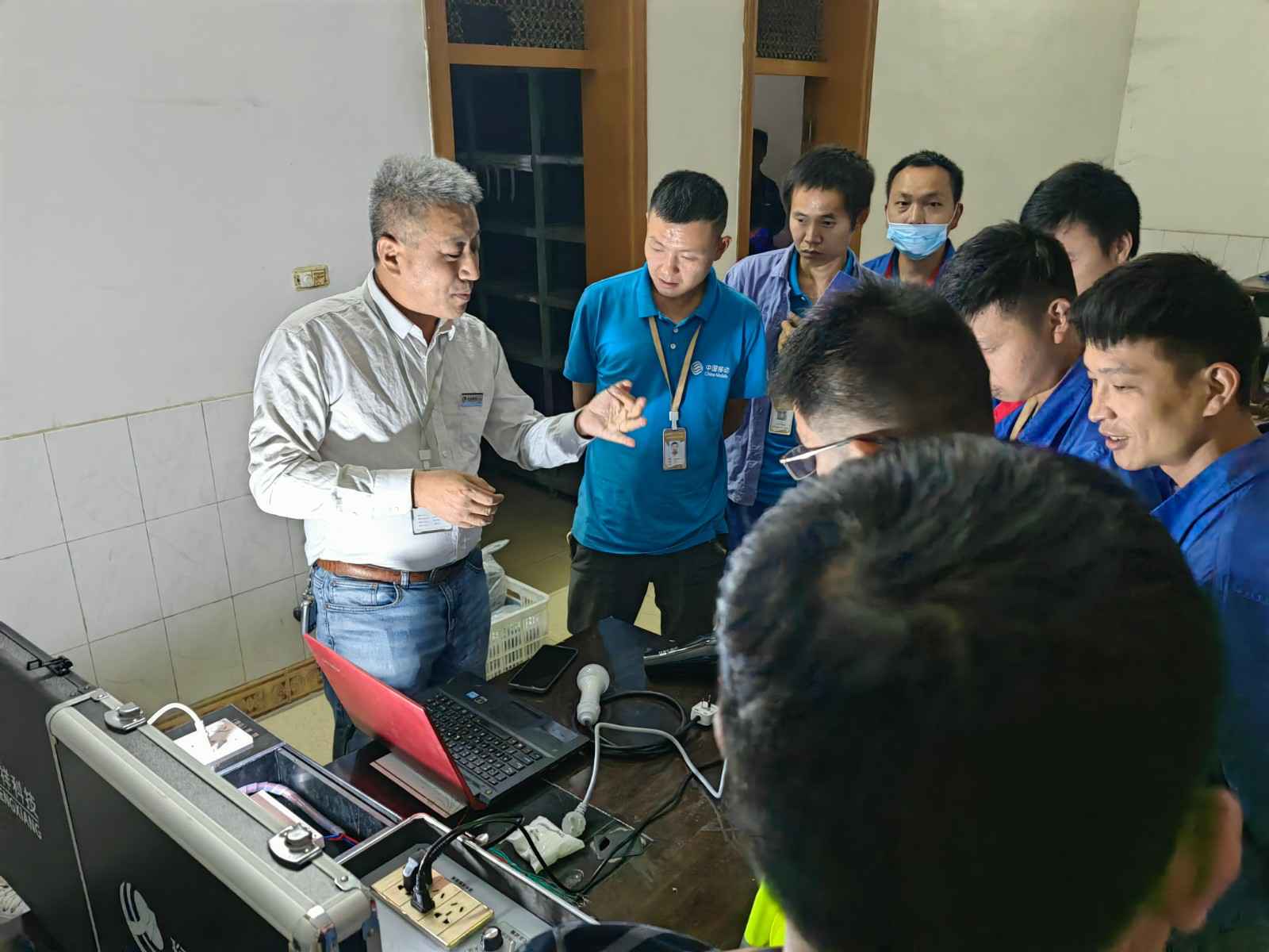 贵阳俊赫社会化媒体营销有限公司为中移铁通有限公司安全用电培训